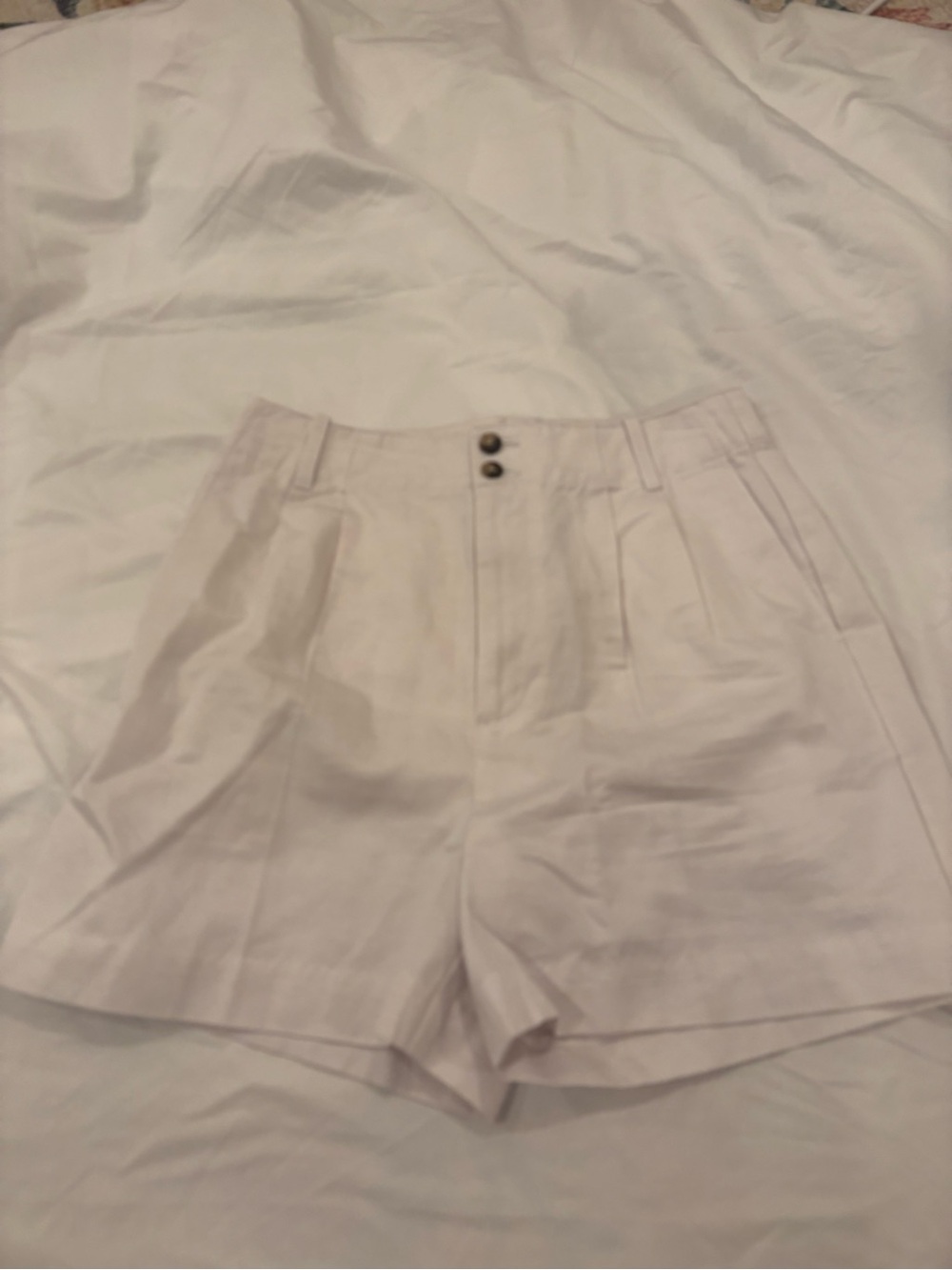 Madewell White High-Waist Pleated Shorts